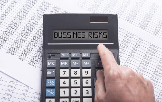 投资商业风险题词文本风险评估