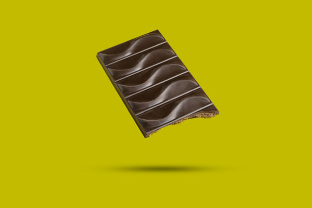 零食巧克力方块甜点甜糖果块热量下降脂肪