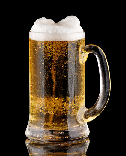啤酒一杯淡啤酒 一杯黑啤酒啤酒饮料琥珀