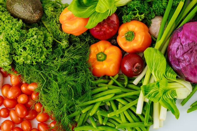 饮食使健康的新鲜蔬菜沙拉.饮食概念农产品素食者食物