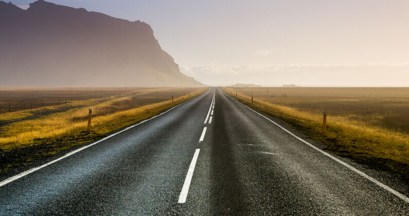 岩石风景优美的道路冰岛自由概念水冰岛北方