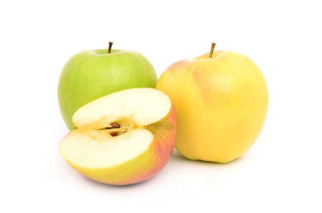 特写白色表面上的熟苹果纯净水果苹果