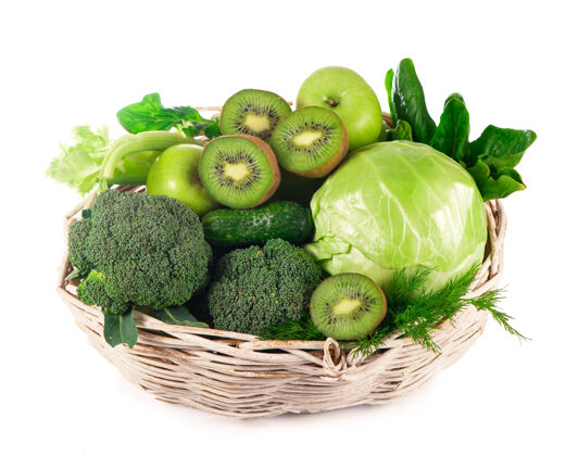素食新鲜蔬菜叶子-西兰花 猕猴桃 芹菜 菠菜 羽衣甘蓝 葡萄和苹果隔离在白色背景蔬菜混合玉米
