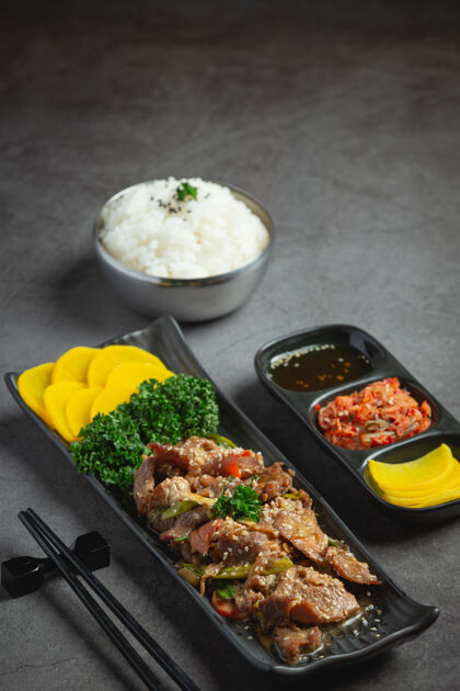 韩国韩国菜bulgogi或腌牛肉烤肉即可享用胡椒抗氧化剂东方