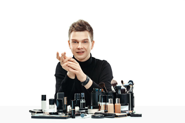 专业专业化妆师用工具隔离在空白处男人专家容貌