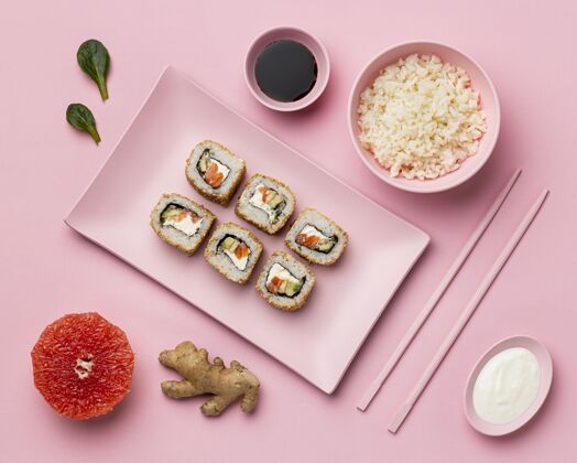 烹饪灵活的饮食与寿司顶视图生活方式分类美食