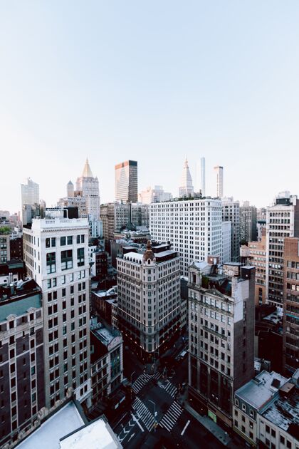 风景垂直拍摄的建筑物和摩天大楼在纽约市 美国城市市中心纽约