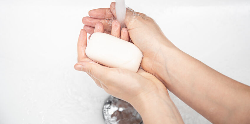 消毒用固体肥皂洗手个人卫生和健康的概念浴室清洁护理