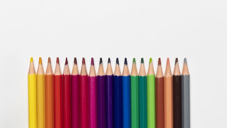 颜色彩色铅笔概念与复印空间铅笔书桌安排