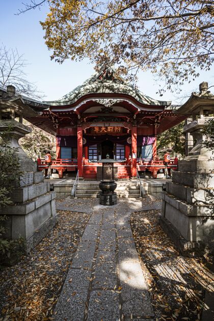日本通往日本寺庙的小径正视图寺庙建筑日本