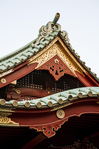 建筑传统日本木制寺庙的屋顶细节寺庙日本建筑